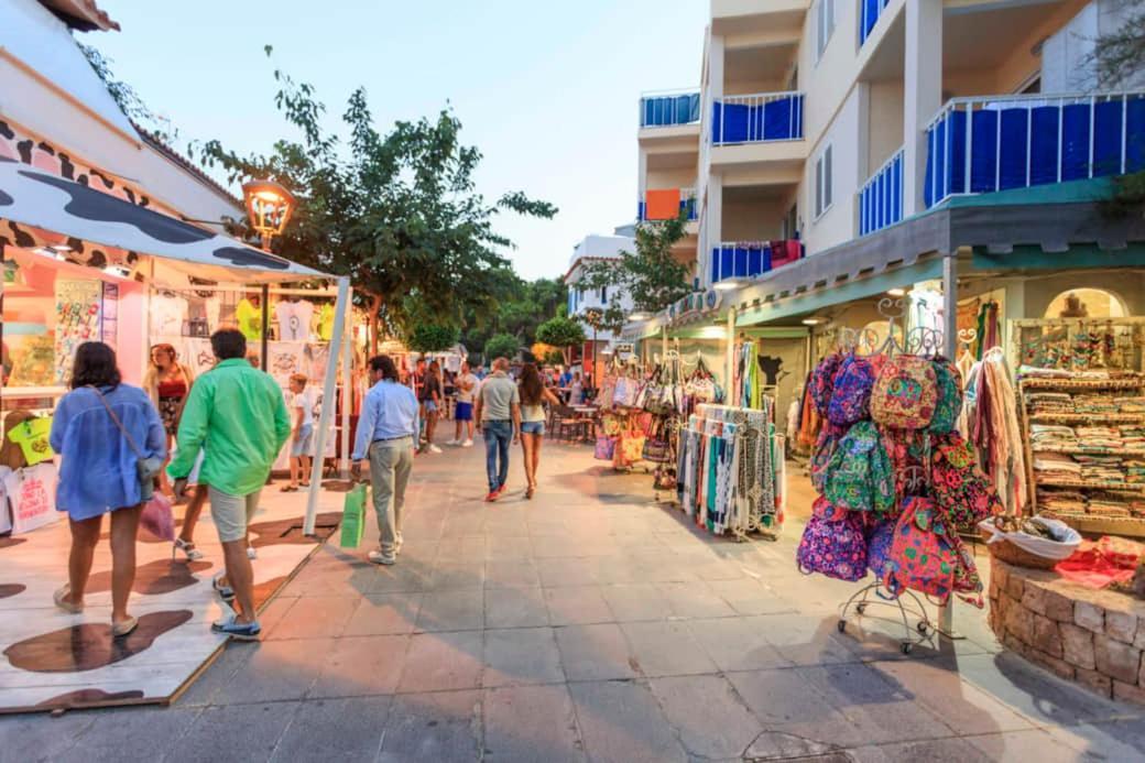Apartamentos Sa Varadero Fronte Mar Espujols Es Pujols Esterno foto